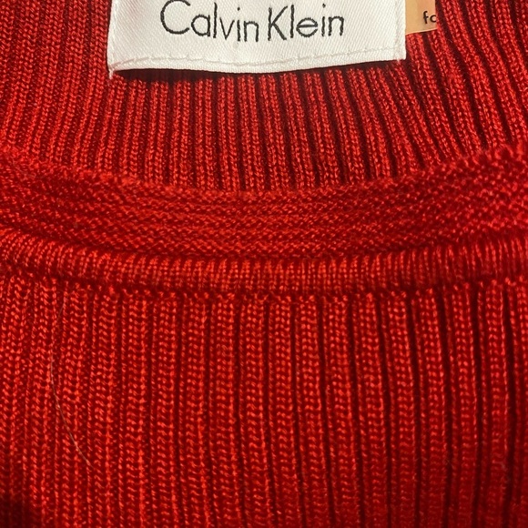 Calvin Klein Red Rubbed Sleeveless Sweater Vest - Picture 4 of 6